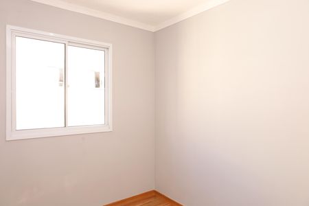 Quarto 2 de apartamento para alugar com 2 quartos, 38m² em Jardim Lideranca, São Paulo
