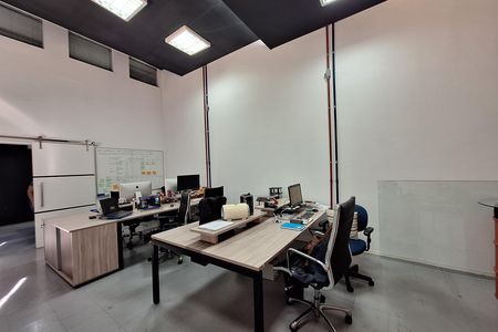 Casa à venda com 320m², 4 quartos e 6 vagas Casa à venda com 320m², 4 quartos e 6 vagasSala 1