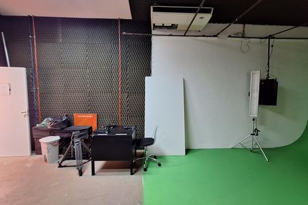Casa à venda com 320m², 4 quartos e 6 vagas Casa à venda com 320m², 4 quartos e 6 vagasSala 3