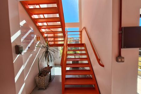 Casa à venda com 320m², 4 quartos e 6 vagas Casa à venda com 320m², 4 quartos e 6 vagasAcesso interno