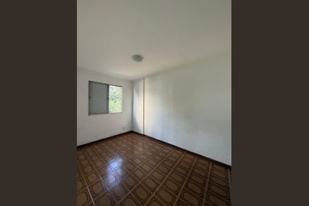 Quarto 2 de apartamento para alugar com 2 quartos, 52m² em Jardim Celeste, São Paulo