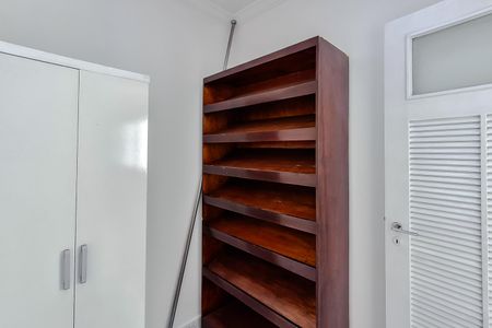 Apartamento à venda com 88m², 3 quartos e 2 vagas Apartamento à venda com 88m², 3 quartos e 2 vagasQuarto de Serviço
