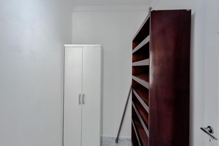 Apartamento à venda com 88m², 3 quartos e 2 vagas Apartamento à venda com 88m², 3 quartos e 2 vagasQuarto de Serviço