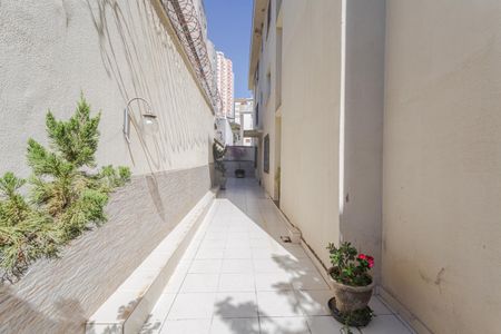 Hall de entrada de apartamento à venda com 3 quartos, 95m² em Cidade Nova, Belo Horizonte