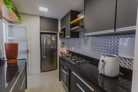 Cozinha de apartamento à venda com 3 quartos, 95m² em Cidade Nova, Belo Horizonte