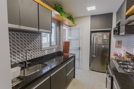 Cozinha de apartamento à venda com 3 quartos, 95m² em Cidade Nova, Belo Horizonte