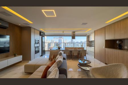 Apartamento para alugar com 2 quartos, 110m² em Campo Belo, São Paulo