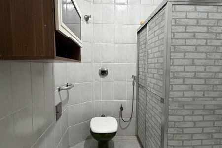 Apartamento para alugar com 74m², 2 quartos e sem vaga Apartamento para alugar com 74m², 2 quartos e sem vagaBanheiro