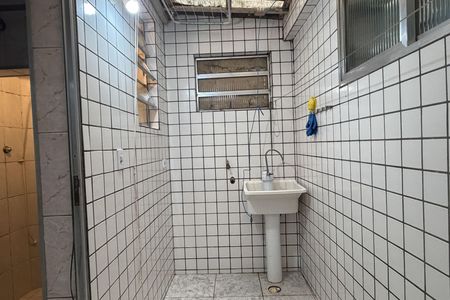 Apartamento para alugar com 74m², 2 quartos e sem vaga Apartamento para alugar com 74m², 2 quartos e sem vagaÁrea de Serviço