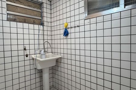 Apartamento para alugar com 74m², 2 quartos e sem vaga Apartamento para alugar com 74m², 2 quartos e sem vagaÁrea de Serviço