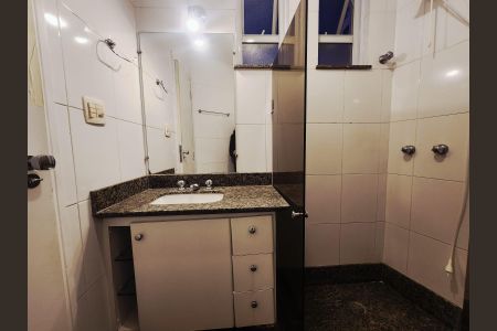 Apartamento para alugar com 340m², 6 quartos e 2 vagas Apartamento para alugar com 340m², 6 quartos e 2 vagasBanheiro social