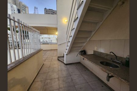 Apartamento para alugar com 340m², 6 quartos e 2 vagas Apartamento para alugar com 340m², 6 quartos e 2 vagasÁrea comum