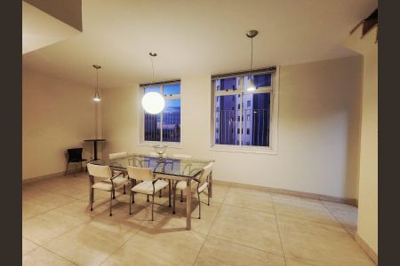 Apartamento para alugar com 340m², 6 quartos e 2 vagas Apartamento para alugar com 340m², 6 quartos e 2 vagasSala