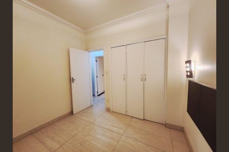 Apartamento para alugar com 340m², 6 quartos e 2 vagas Apartamento para alugar com 340m², 6 quartos e 2 vagasQuarto