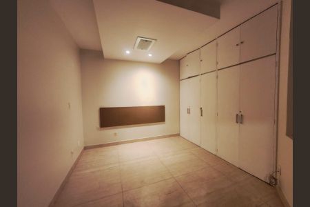Apartamento para alugar com 340m², 6 quartos e 2 vagas Apartamento para alugar com 340m², 6 quartos e 2 vagasSuíte