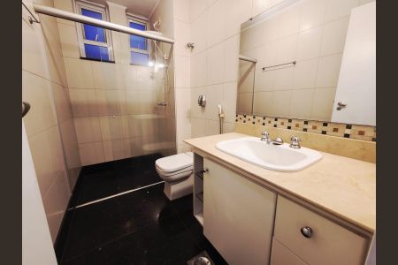 Apartamento para alugar com 340m², 6 quartos e 2 vagas Apartamento para alugar com 340m², 6 quartos e 2 vagasBanheiro da Suíte
