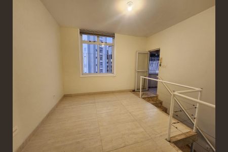 Apartamento para alugar com 340m², 6 quartos e 2 vagas Apartamento para alugar com 340m², 6 quartos e 2 vagasQuarto 2