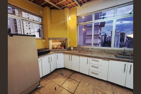 Apartamento para alugar com 340m², 6 quartos e 2 vagas Apartamento para alugar com 340m², 6 quartos e 2 vagasÁrea comum