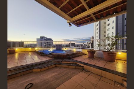 Apartamento para alugar com 340m², 6 quartos e 2 vagas Apartamento para alugar com 340m², 6 quartos e 2 vagasÁrea comum