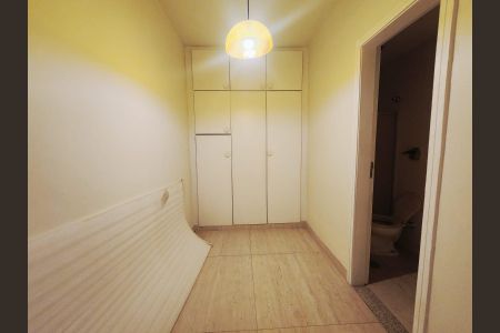 Apartamento para alugar com 340m², 6 quartos e 2 vagas Apartamento para alugar com 340m², 6 quartos e 2 vagasQuarto de serviço