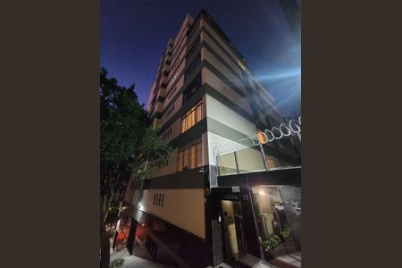 Apartamento para alugar com 340m², 6 quartos e 2 vagas Apartamento para alugar com 340m², 6 quartos e 2 vagasFachada