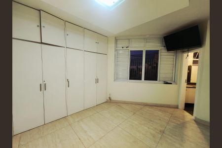 Apartamento para alugar com 340m², 6 quartos e 2 vagas Apartamento para alugar com 340m², 6 quartos e 2 vagasSuíte