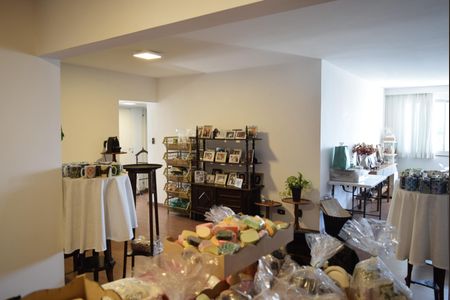 Sala de apartamento à venda com 3 quartos, 165m² em Alto de Pinheiros, São Paulo