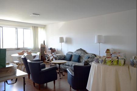 Apartamento à venda com 165m², 3 quartos e 1 vagaSala