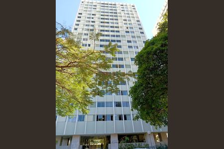 Fachada de apartamento à venda com 3 quartos, 165m² em Alto de Pinheiros, São Paulo