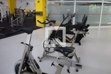 Apartamento à venda com 165m², 3 quartos e 1 vaga Apartamento à venda com 165m², 3 quartos e 1 vagaAcademia