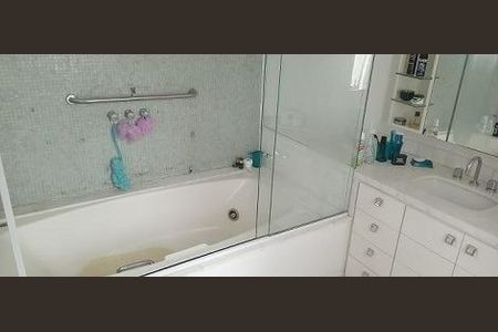 Apartamento à venda com 210m², 4 quartos e 4 vagas