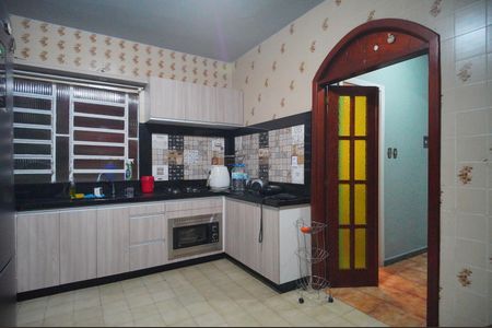 Casa para alugar com 240m², 5 quartos e 2 vagasCozinha
