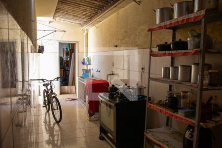 Casa à venda com 180m², 4 quartos e 2 vagas Casa à venda com 180m², 4 quartos e 2 vagasÁrea de Serviço