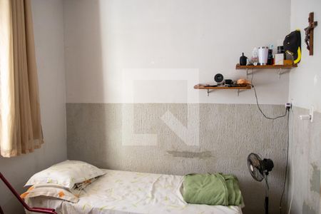 Casa à venda com 180m², 4 quartos e 2 vagas Casa à venda com 180m², 4 quartos e 2 vagasQuarto 02
