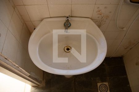 Casa à venda com 180m², 4 quartos e 2 vagas Casa à venda com 180m², 4 quartos e 2 vagasBanheiro 2