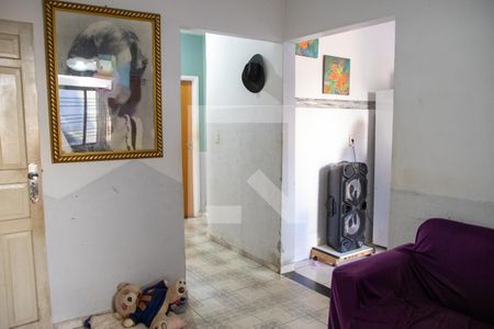 Sala de casa à venda com 4 quartos, 180m² em St. Crimeia Oeste, Goiânia