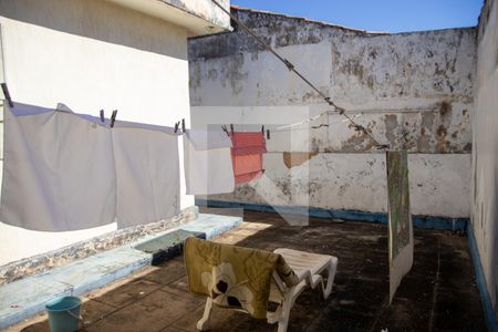 Casa à venda com 180m², 4 quartos e 2 vagas Casa à venda com 180m², 4 quartos e 2 vagasQuintal