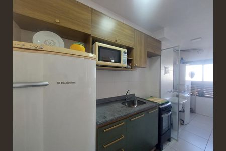Cozinha de apartamento à venda com 2 quartos, 46m² em Vila Constança, São Paulo