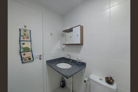 Apartamento à venda com 46m², 2 quartos e 1 vaga Apartamento à venda com 46m², 2 quartos e 1 vagaBanheiro