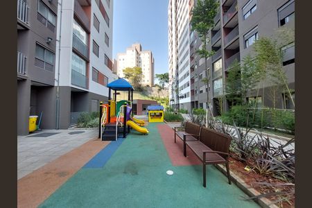 Apartamento à venda com 46m², 2 quartos e 1 vaga Apartamento à venda com 46m², 2 quartos e 1 vagaÁrea comum - Playground