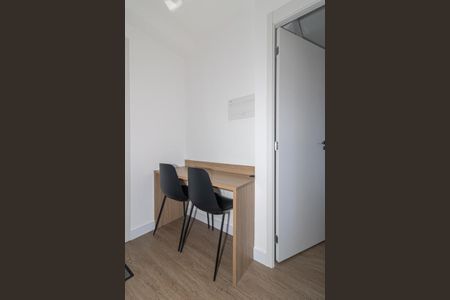 Apartamento para alugar com 30m², 1 quarto e sem vaga Apartamento para alugar com 30m², 1 quarto e sem vagaEscritório