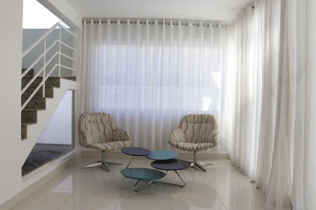Sala de casa à venda com 4 quartos, 480m² em Residencial Granville, Goiânia