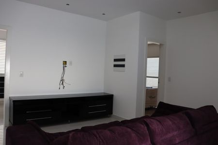 Casa à venda com 480m², 4 quartos e 6 vagasSala 2