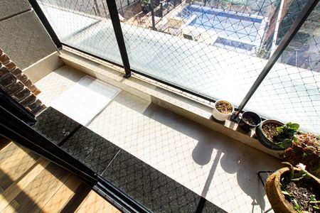 Apartamento à venda com 174m², 2 quartos e 3 vagas Apartamento à venda com 174m², 2 quartos e 3 vagasVaranda da Suíte 2