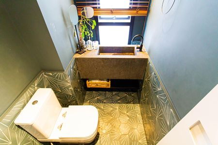 Apartamento à venda com 174m², 2 quartos e 3 vagas Apartamento à venda com 174m², 2 quartos e 3 vagasLavabo