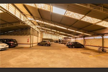 Apartamento à venda com 92m², 2 quartos e 1 vaga