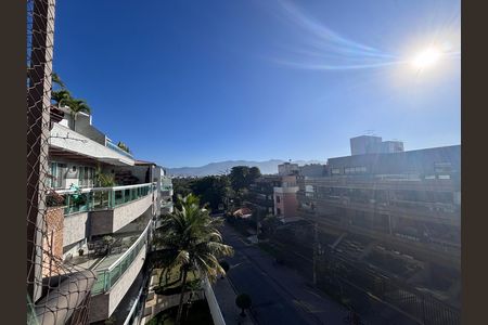 Apartamento à venda com 261m², 4 quartos e 3 vagas Apartamento à venda com 261m², 4 quartos e 3 vagasVaranda