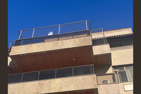 Apartamento à venda com 261m², 4 quartos e 3 vagas Apartamento à venda com 261m², 4 quartos e 3 vagasPlaca MXNN-95