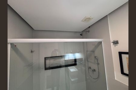 Apartamento à venda com 261m², 4 quartos e 3 vagas Apartamento à venda com 261m², 4 quartos e 3 vagasBanheiro