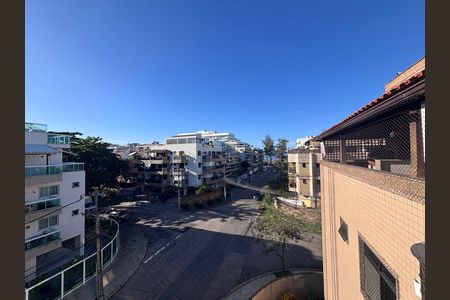Apartamento à venda com 261m², 4 quartos e 3 vagas Apartamento à venda com 261m², 4 quartos e 3 vagasVaranda